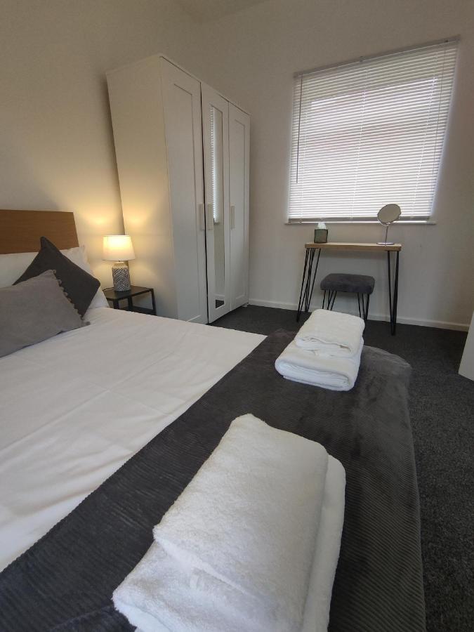 1 Bedroom Apartment With Free Parking Weymouth Eksteriør bilde