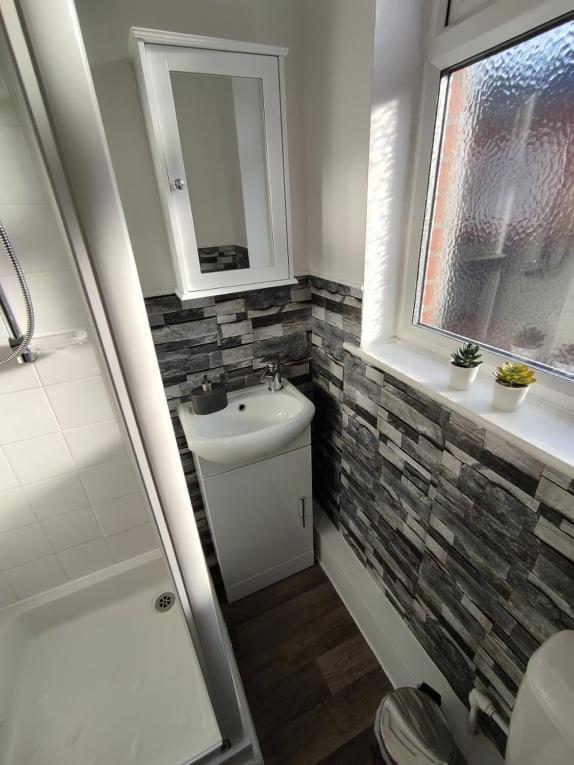 1 Bedroom Apartment With Free Parking Weymouth Eksteriør bilde