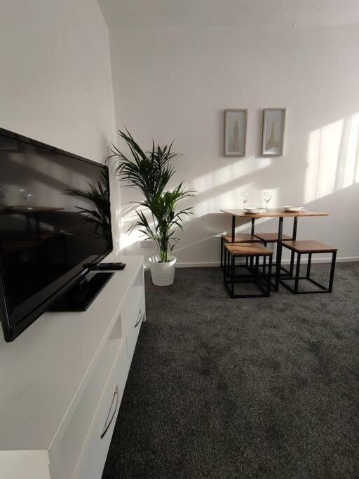 1 Bedroom Apartment With Free Parking Weymouth Eksteriør bilde